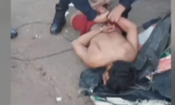 Adictos pelearon con botellas y uno está grave