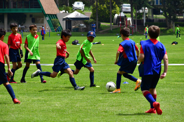 Versus / Crece la expectativa por el Campus del Barça Academy