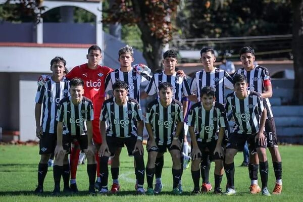 La cima de la Sub 18 sigue siendo gumarela - Libertad - ABC Color