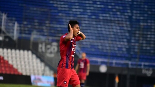 Santiago Arzamendia se acerca a Cerro que busca un defensor más