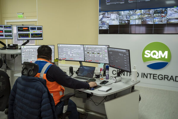 SQM, la poderosa controladora del litio en Chile marcada por la dictadura y la corrupción - MarketData