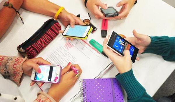 Países Bajos prohibirá el celular en aulas | 1000 Noticias