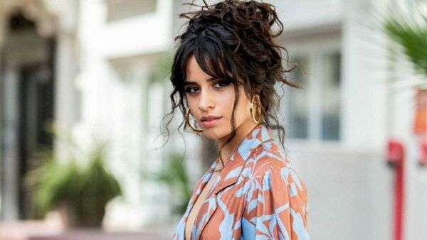 Camila Cabello será homenajeada como Agente de Cambio en los Premios Juventud 2023