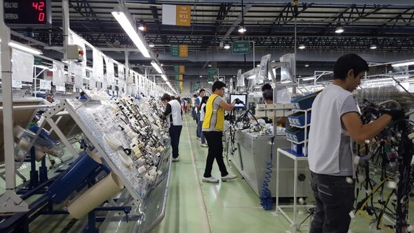 Si se apunta a generar 500 mil puestos de trabajo “se debe cuidar las inversiones que se tienen en el país” | 1000 Noticias