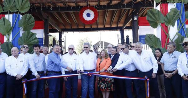 La Nación / Ajustan resortes para abrir los portones de la Expo este sábado