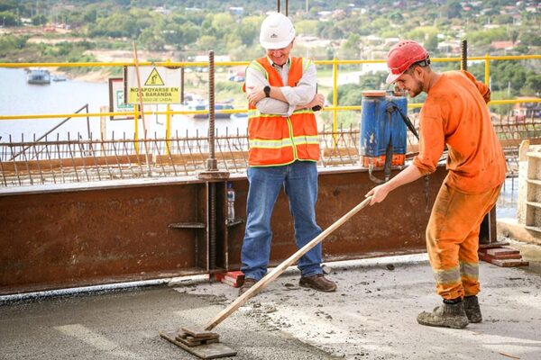 Concluyó totalmente la unión física del Puente Héroes del Chaco - El Trueno