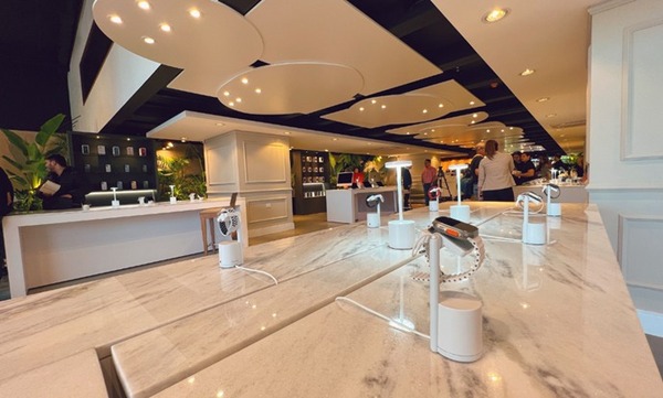 Primera tienda exclusiva de Apple en Asunción abre sus puertas - trece