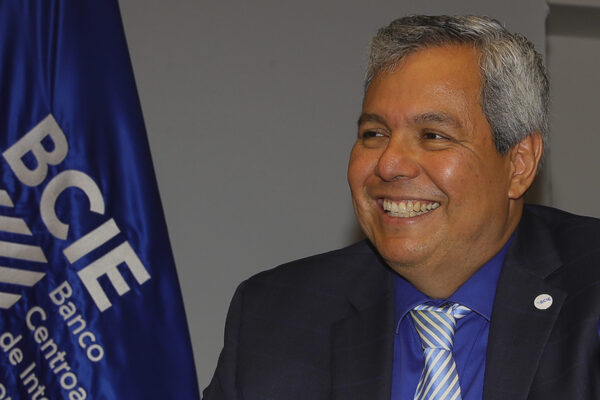 El BCIE anuncia la convocatoria para elegir a su nuevo presidente - MarketData