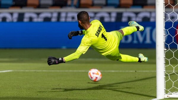 Otro jugador de la selección de fútbol de Cuba se queda en Estados Unidos