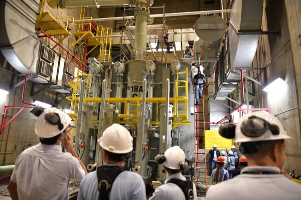 Sustituyen transformador de la Unidad Generadora N° 18A de ITAIPU