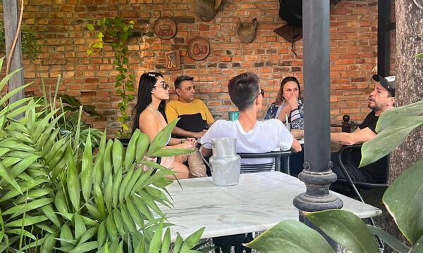 Toñito y Jaz Mernes con un pie en el Bailando de Tinelli como pareja: ¿Y Laurys?