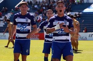 Torneo Intermedia: La escuadra albiceleste recibe en el Monumental al rojo de Fernando de la Mora