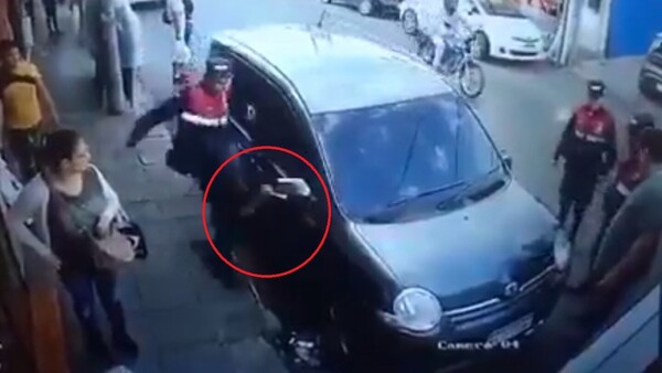 PMT rompió un espejo ajeno y dijo que fue luego de ligar