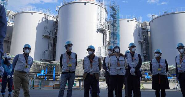 La Nación / China veta productos japoneses por vertido del Fukushima