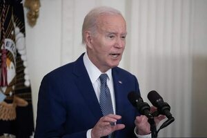 Guerra Ucrania-Rusia: Biden anunciará el envío de bombas racimo a Ucrania - Mundo - ABC Color