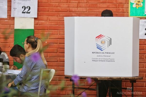 Diario HOY | Partidos van a internas en 13 municipios este domingo
