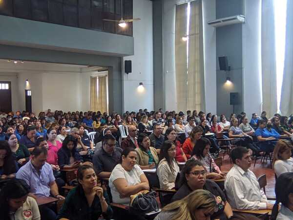 El docente debe entender la IA como un "colaborador" señala experta - Portal Digital Cáritas Universidad Católica