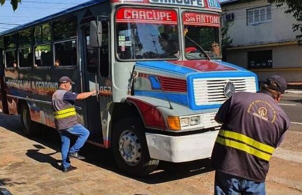 Diario HOY | Abrirán sumario a 14 empresas de transporte ante situación irregular de varios choferes