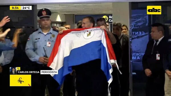 Video: Juan Ángel Napout arribó a Paraguay - ABC Noticias - ABC Color
