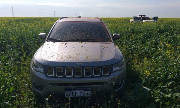 Encuentran vehículos utilizados en atraco a transportadoras