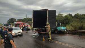 ANDE lamenta la muerte de dos funcionarios en siniestro vial | 1000 Noticias