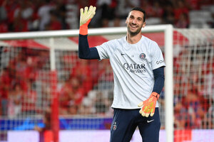 Versus / Sergio Rico sigue evolucionando y se recupera fuera de terapia intensiva