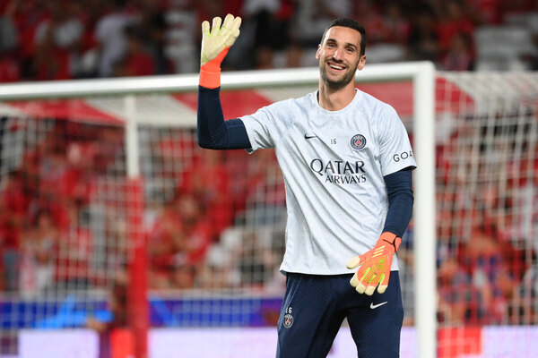 Versus / Sergio Rico sigue evolucionando y se recupera fuera de terapia intensiva