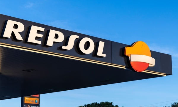Repsol reduce un 73% su margen de refino en el segundo trimestre y aumenta su producci贸n - Revista PLUS