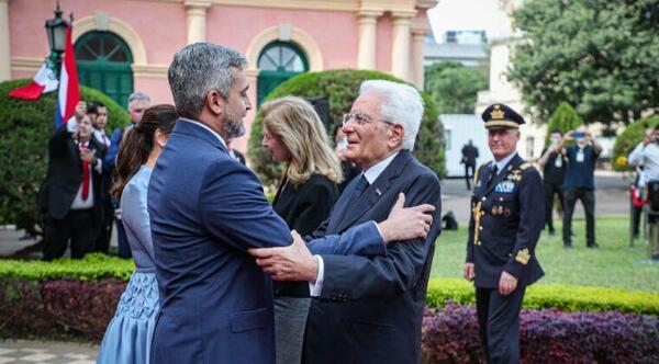 Visita de un presidente italiano por primera vez en nuestro país. – Prensa 5