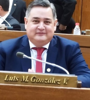 Descentralización de salud y educación serán prioridades, afirma «Tiki» González