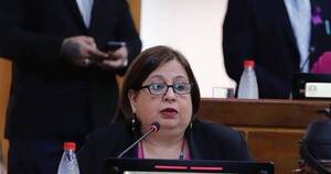 La Nación / Los partidos políticos no están para juntar votos solamente, dice Esperanza