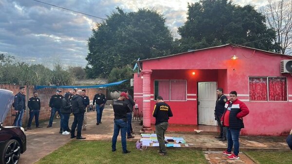 Detienen a dos presuntos piratas del asfalto en Alto Paraná