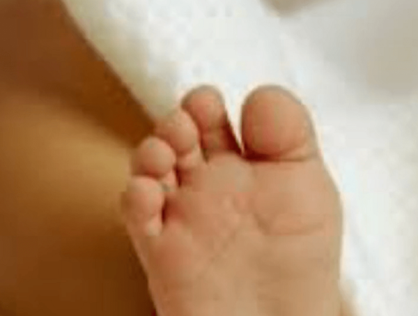 Detienen a pareja por falsificar documentos para fingir ser padres de una bebé · Radio Monumental 1080 AM