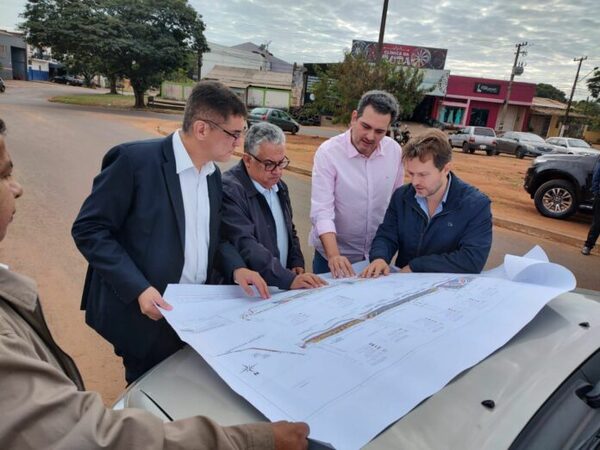Ronald Acevedo y autoridades municipales brasileñas planifican trabajos sobre la línea internacional