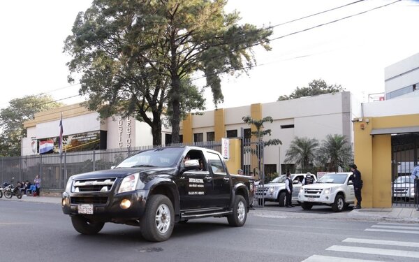 TSJE inicia salida de maletines electorales para elecciones complementarias del domingo