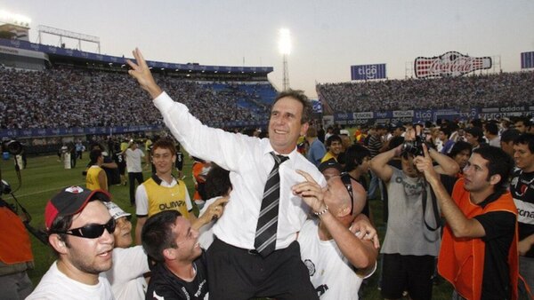 Gerardo Pelusso: "Si Olimpia juega la Libertadores, la orden es ganarla"