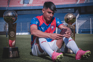 Versus / Santiago Arzamendia en su vuelta a Cerro Porteño: "Quiero volver a ser feliz en el club que amo"