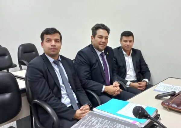 Mario Vega asegura que la Asesoría Jurídica dictaminó que no correspondía suspender segundo desembolso a Fucela