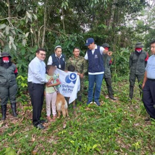 El ELN libera a la sargento e hijos que mantenían secuestrados en Colombia