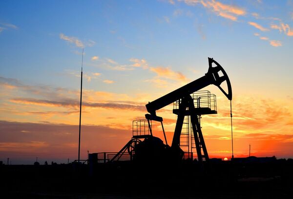 Recorte de oferta de petróleo y perspectiva de suba de tasas de la FED, entre los destacados de la semana - MarketData