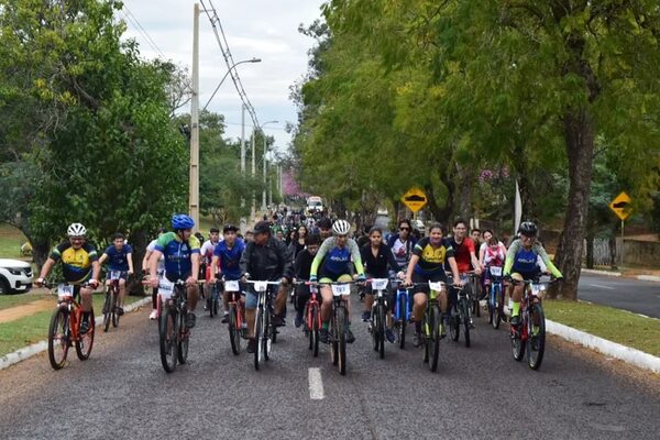 Se realizó jornada de paseo en bicicleta en Ayolas - Nacionales - ABC Color