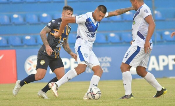 Trinidense-Ameliano, el plato de entrada que ofrece el sábado de fútbol - Radio Imperio