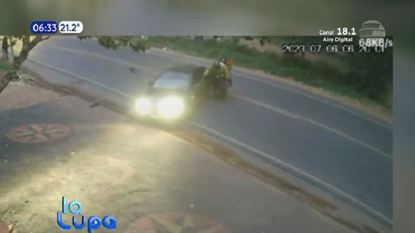 Conductor causa accidente y se fuga - Noticias Paraguay