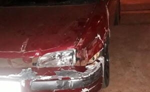 Joven chocó contra local de comidas y casi fue agredida por testigos