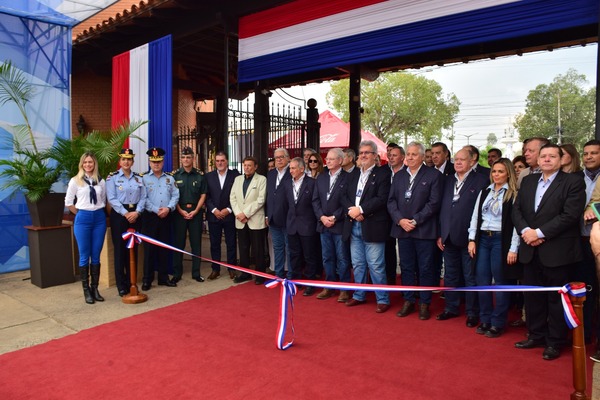 Acto inaugural de la Edición 40 de la Expo Mariano Roque Alonso | 1000 Noticias