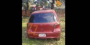 ¡Auto busca a su dueño! Quedó en el motel como garantía