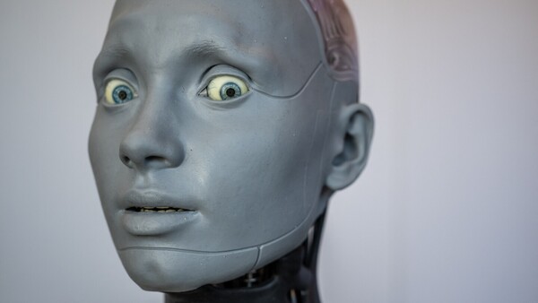 Robots afirman en conferencia de la ONU que un día serán capaces de dirigir el mundo