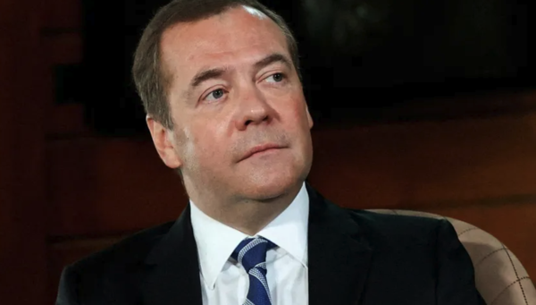 Expresidente ruso regresa a hablar de una Tercera Guerra Mundial