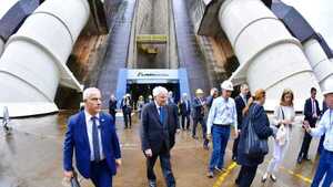 Presidente italiano concluye su gira por Paraguay tras visita a la Itaipú