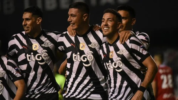 Libertad arranca con una sonrisa